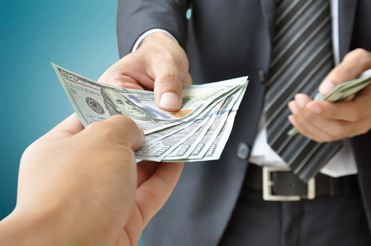 This Dividend Stock Has Paid Shareholders Every Month for 30+ Years. It's Not Done Yet.