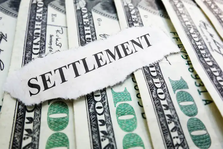 Bristol-Myers, Sanofi ink $700M settlement with Hawaii to resolve Plavix lawsuit