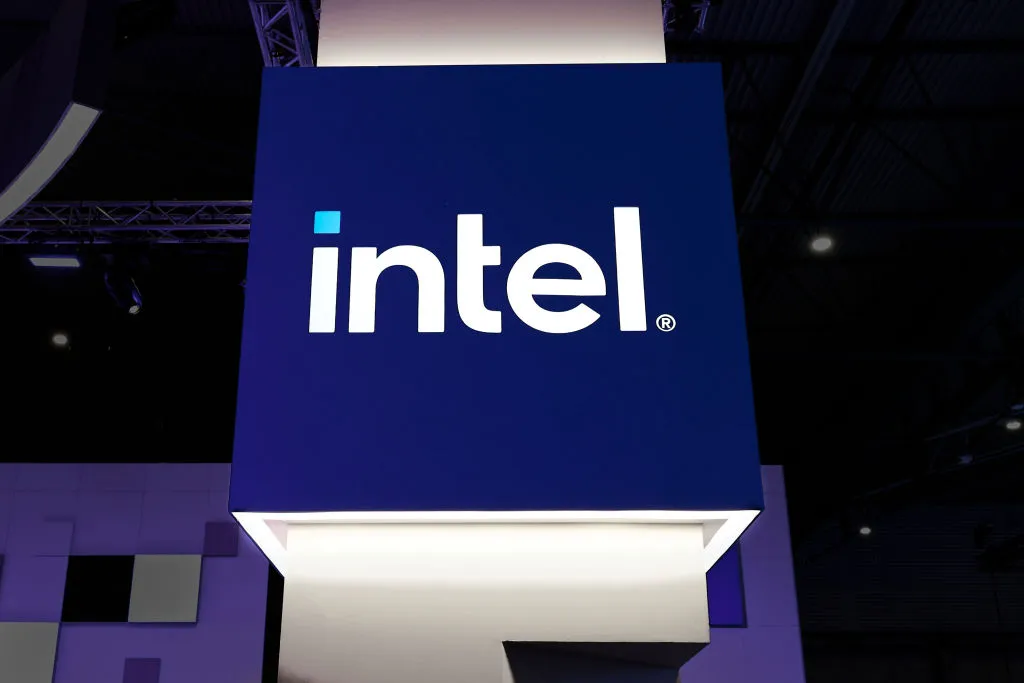 Intel is building a handheld gaming platform including a dedicated chip