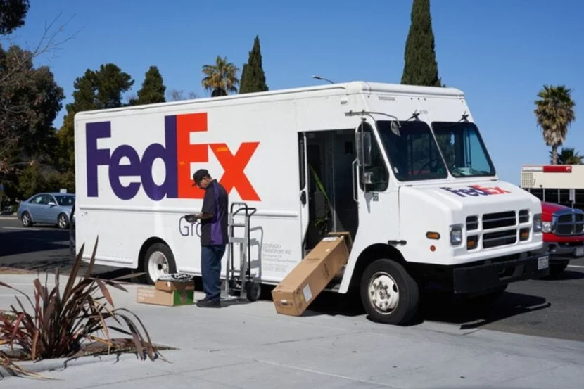 This FedEx Analyst Turns Bearish; Here Are Top 5 Downgrades For Friday