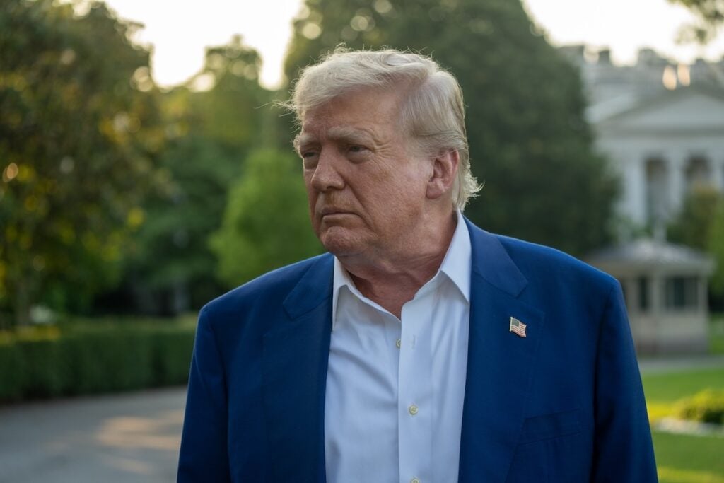 Trump Says 'They'll End Up Impeaching Me' if Republicans Lose Midterms — Crypto Punters Weigh Odds, Gavin Newsom Takes a Dig
