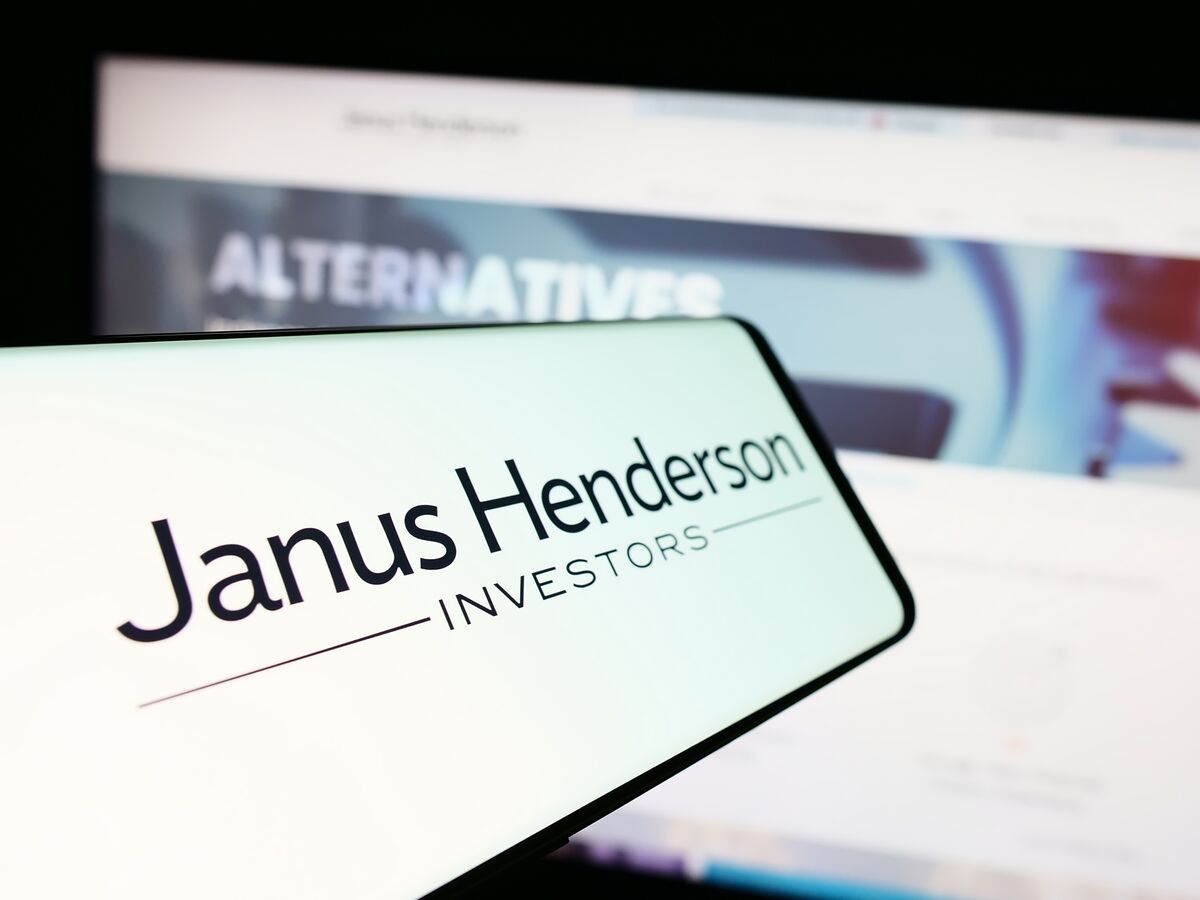 Janus Henderson $2 Billion Leveraged Loan Sale Joins LBO Wave