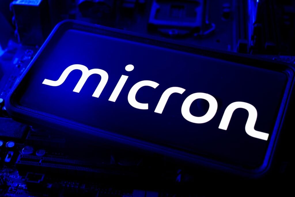 Why Is Micron Technology Stock Falling Monday?
