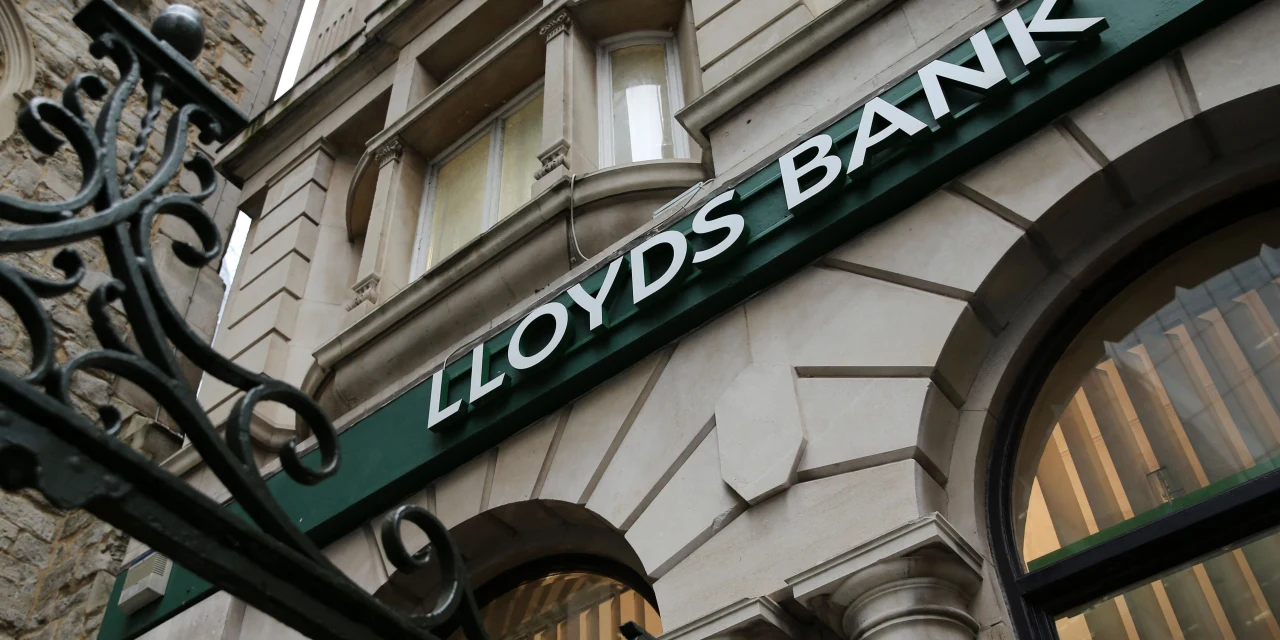 Lloyds Banking Group Could Book Extra Provision for Car-Loan Redress