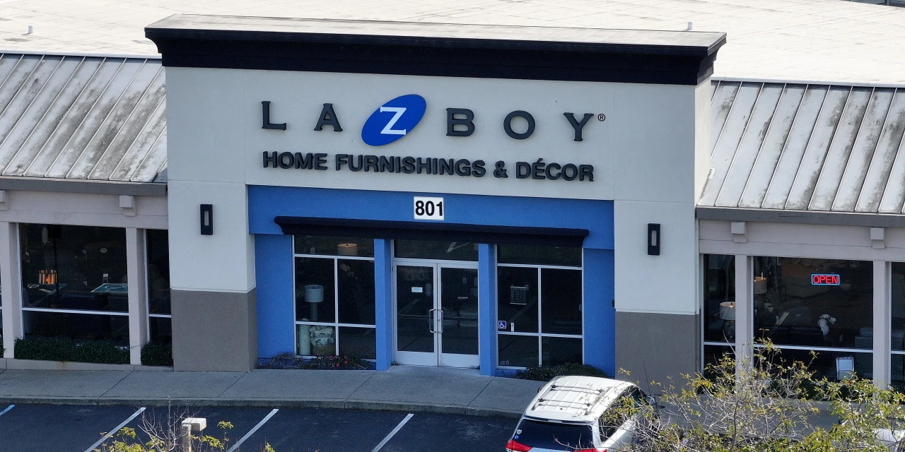 La-Z-Boy Expects Adverse Weather to Hurt Quarterly Results