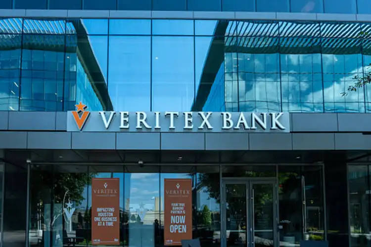 Huntington Bancshares to buy Veritex for $1.9B, expanding in Texas