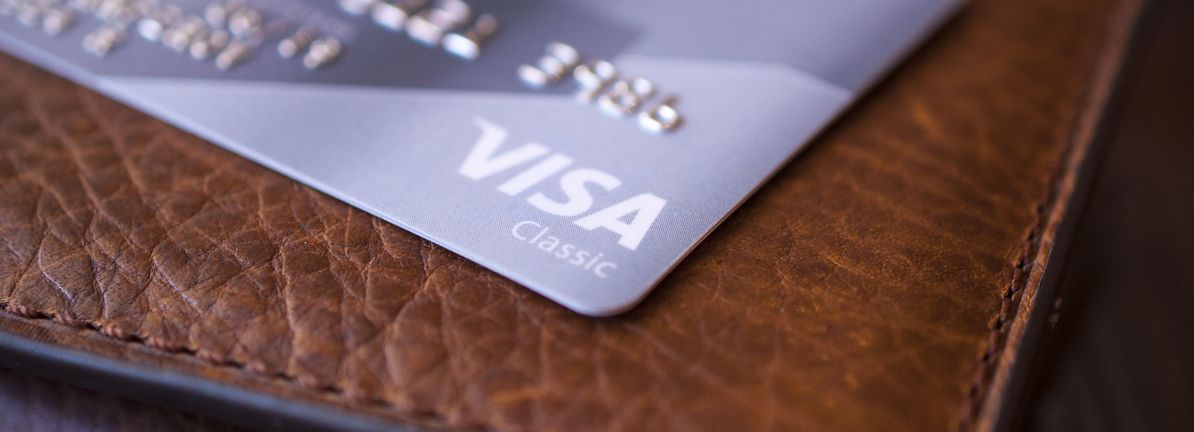 Those who invested in Visa five years ago are up 75% - Yahoo Finance