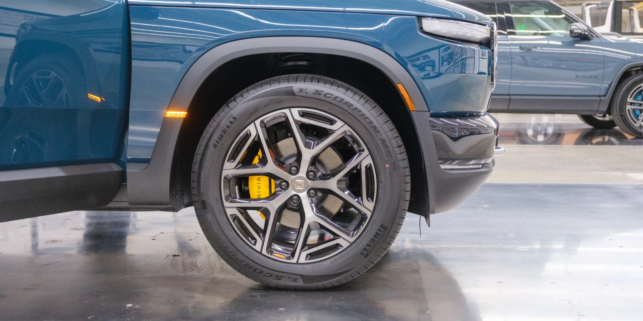 Rivian’s Illinois Factory Will Run on Recycled EV Batteries