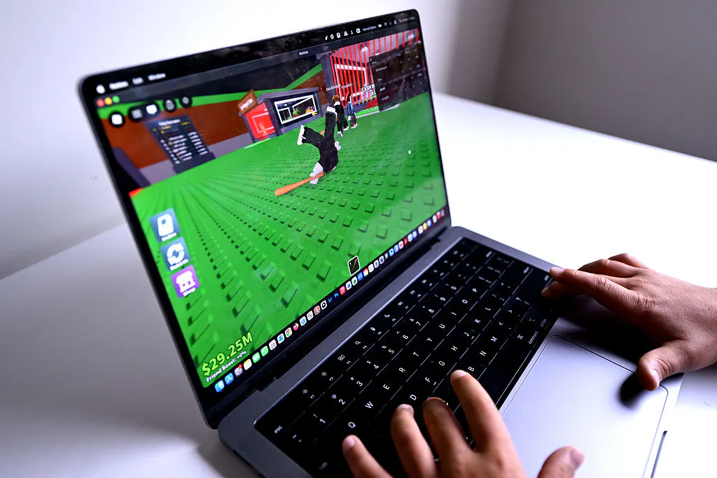 Roblox craters after Q1 daily active users miss estimates while management slashes full-year guidance