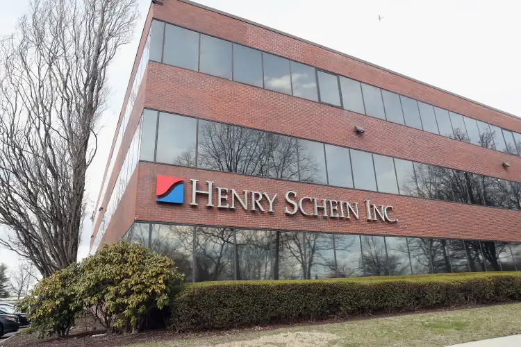 Henry Schein announces CEO retirement