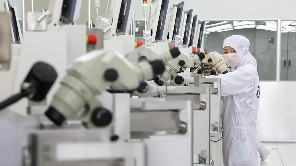 Texas Instruments Guides Above Q1 Estimates After Roughly In-Line Q4