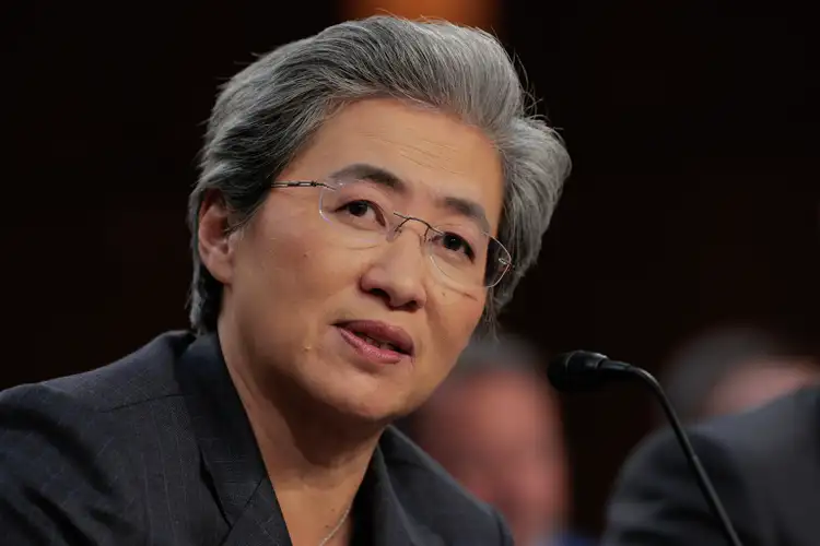 AMD dips as Q2 earnings match estimate and revenue surges 32%
