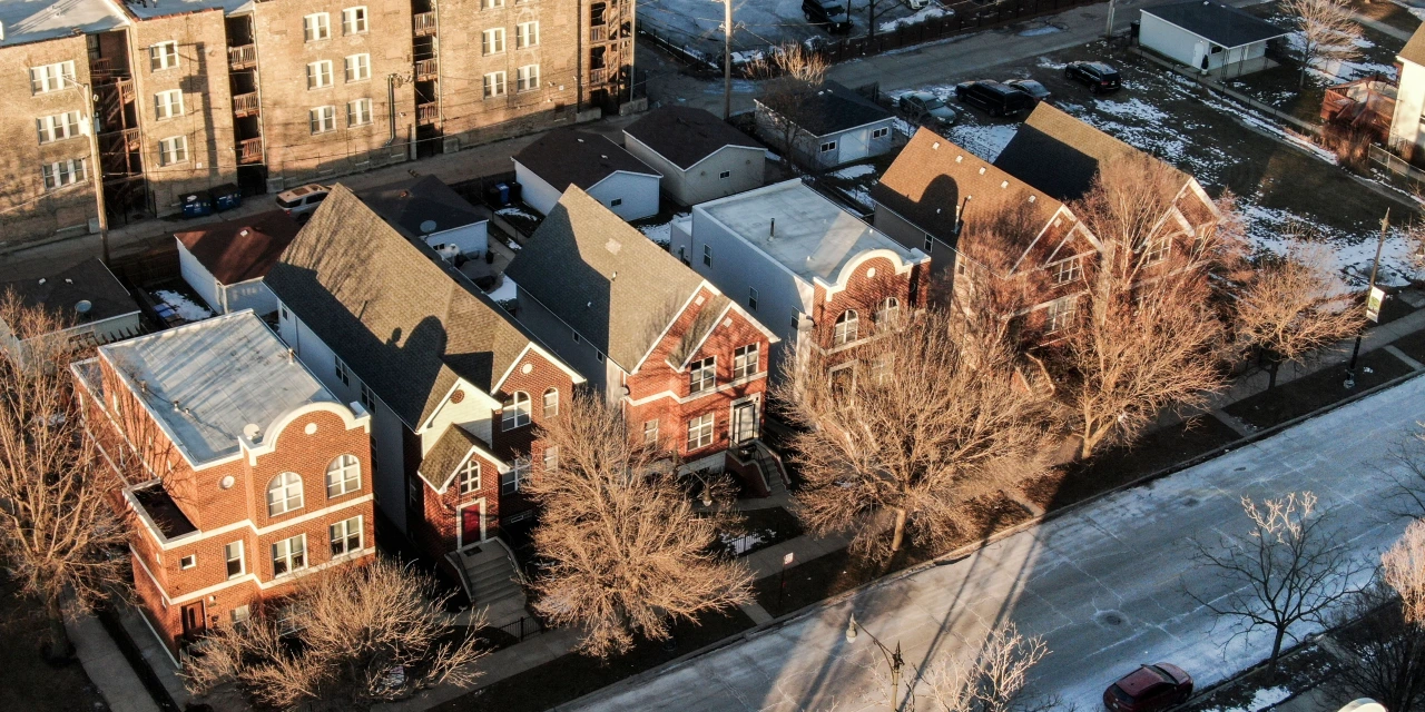 Thousands of Chicago Home Sellers Just Lost Their Zillow Listings