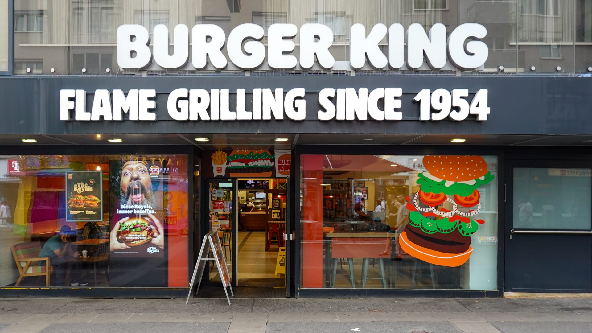 Burger King parent Restaurant Brands sees profit fall, but international division shines