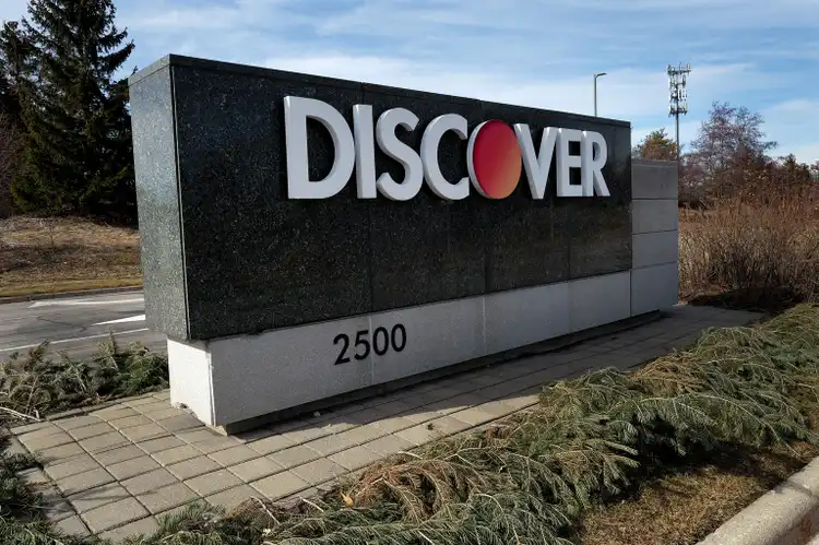 Discover Financial to miss 10-Q filing deadline due to misclassification dispute