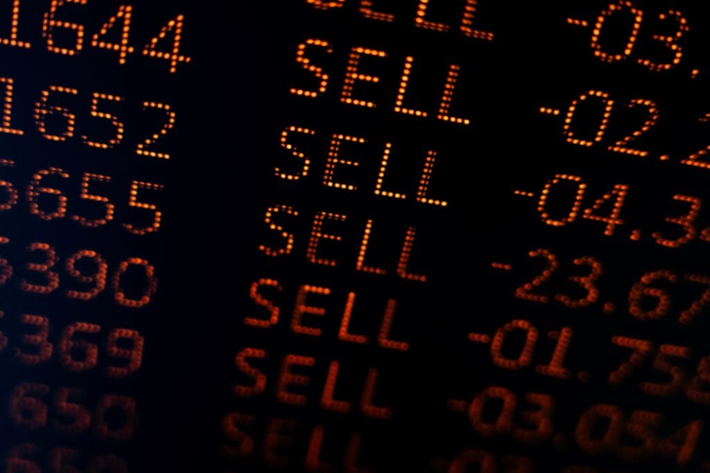 SanDisk, Western Digital, AppLovin Corp., SoundHound AI and Figma: Why These 5 Stocks Are on Investors' Radars Today