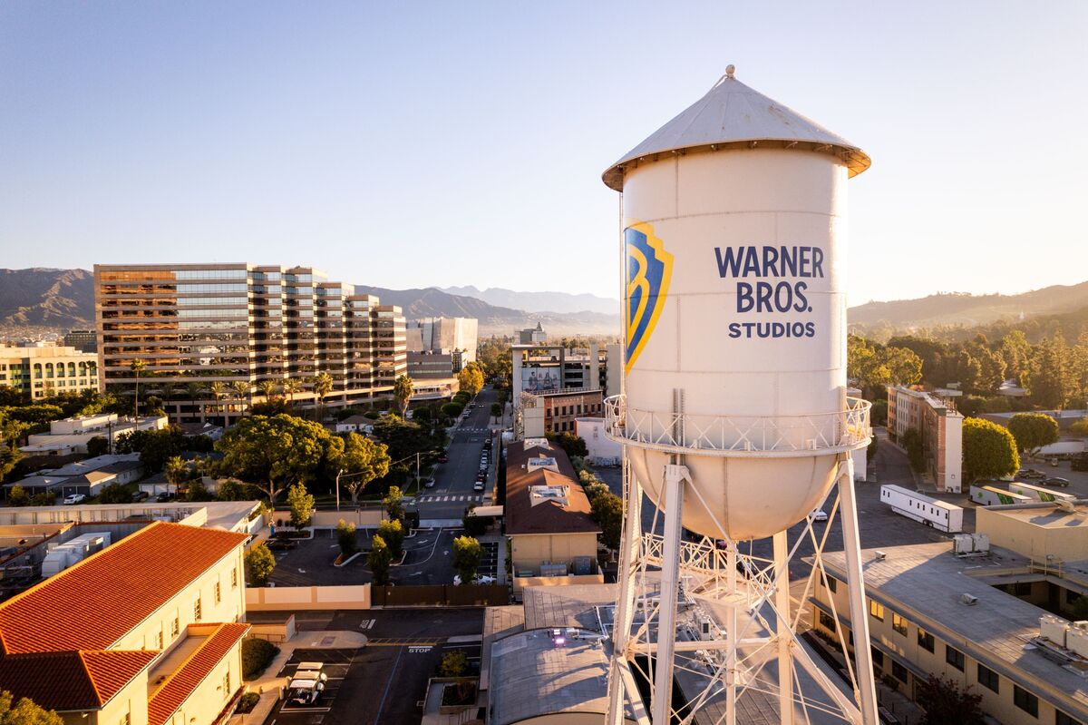How the Battle Over Warner Bros. Turned Into a Blockbuster