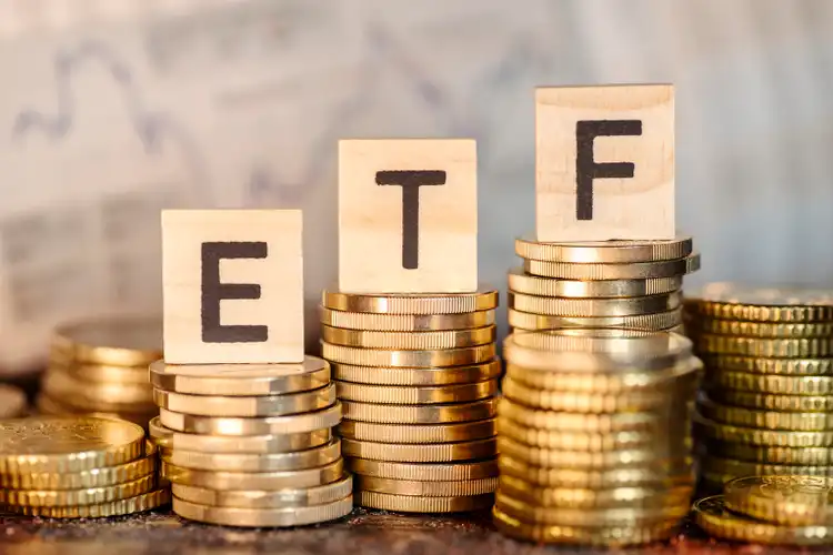 Weekly ETF flows: Seven out of 11 sectors record outflows; consumer staples sector leads with higher inflows