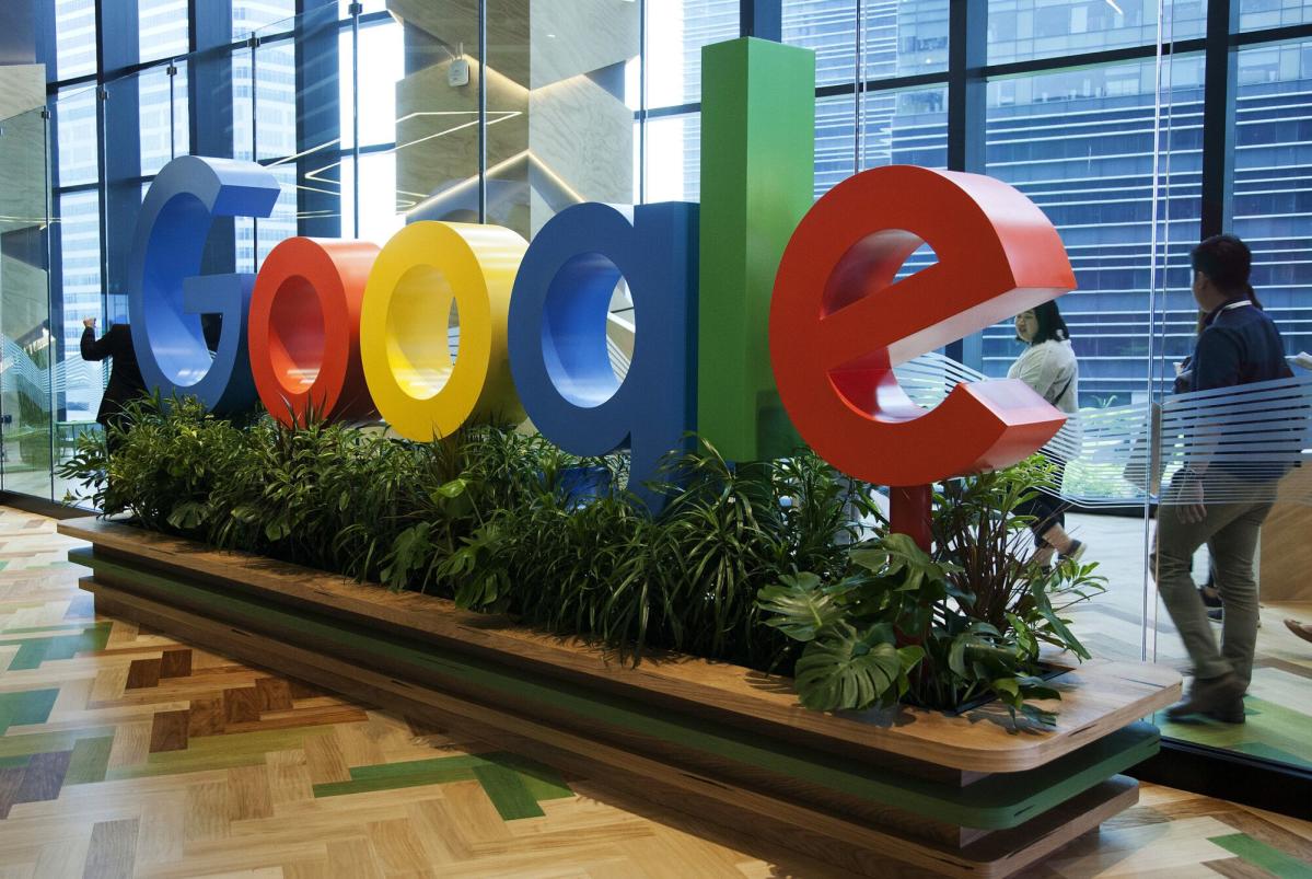 Google Consolidates Teams With Aim to Create AI Products Faster