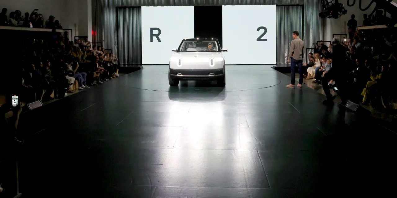 Uber and Rivian Partner to Launch 10,000 Robo-Taxis. What It Means for the Stocks.