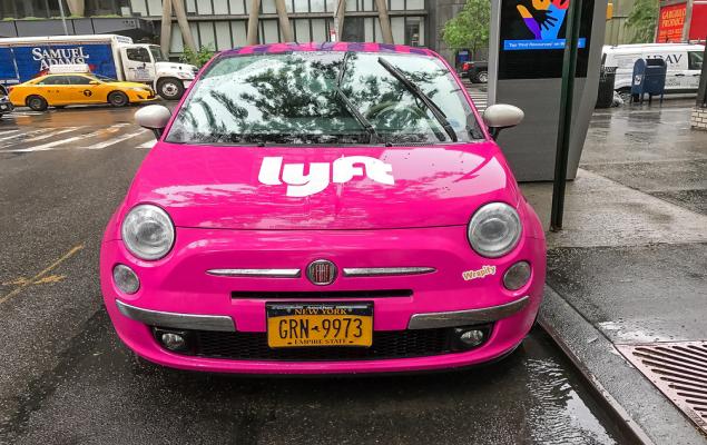 Lyft Announces New CEO, Co-founders to Step Down - Yahoo Finance