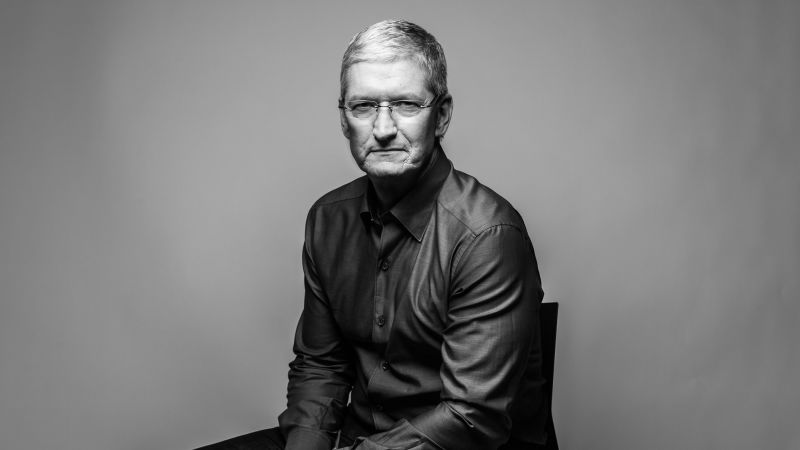 Why these analysts think it’s time for a new Apple CEO