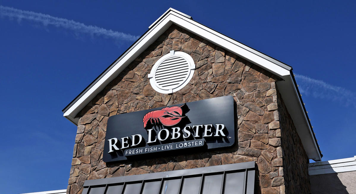 Red Lobster seeks a buyer as it looks to avoid bankruptcy filing - Yahoo Finance