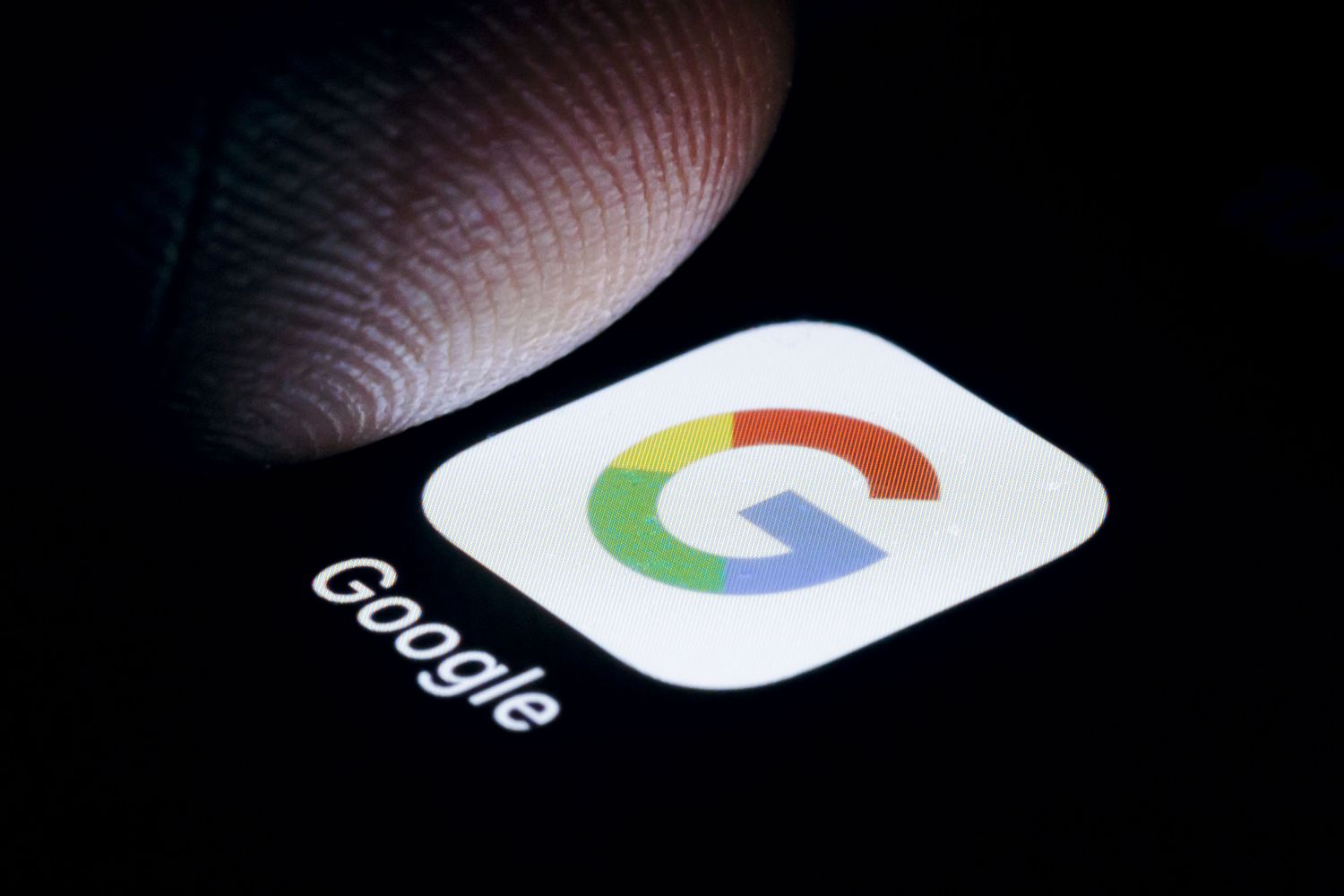 Alphabet Stock Climbs as Friday's Trump Tariff Ruling Lifts Digital-Advertising Shares