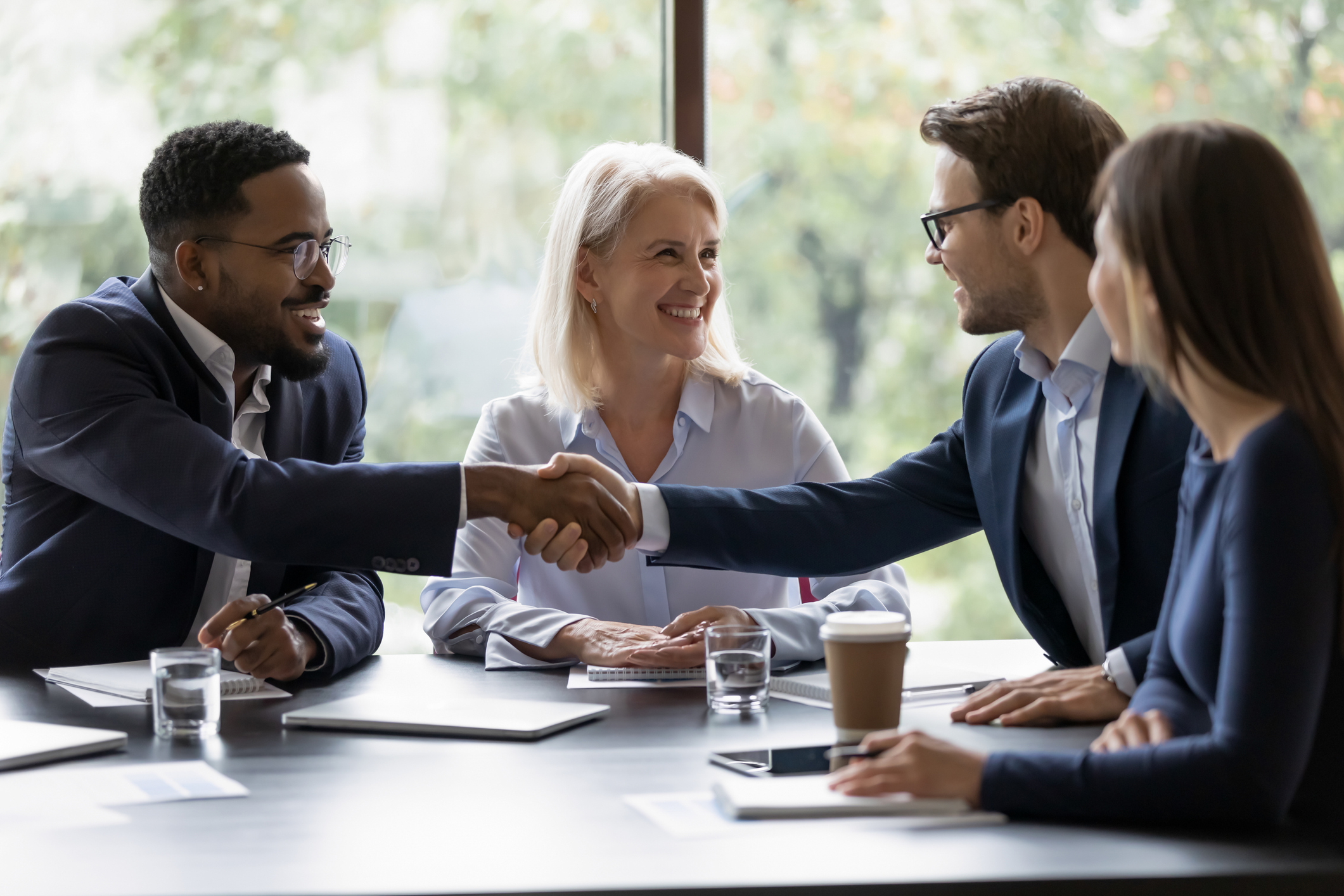 Got $5,000? 2 Stocks to Buy Now and Hold for the Long Term