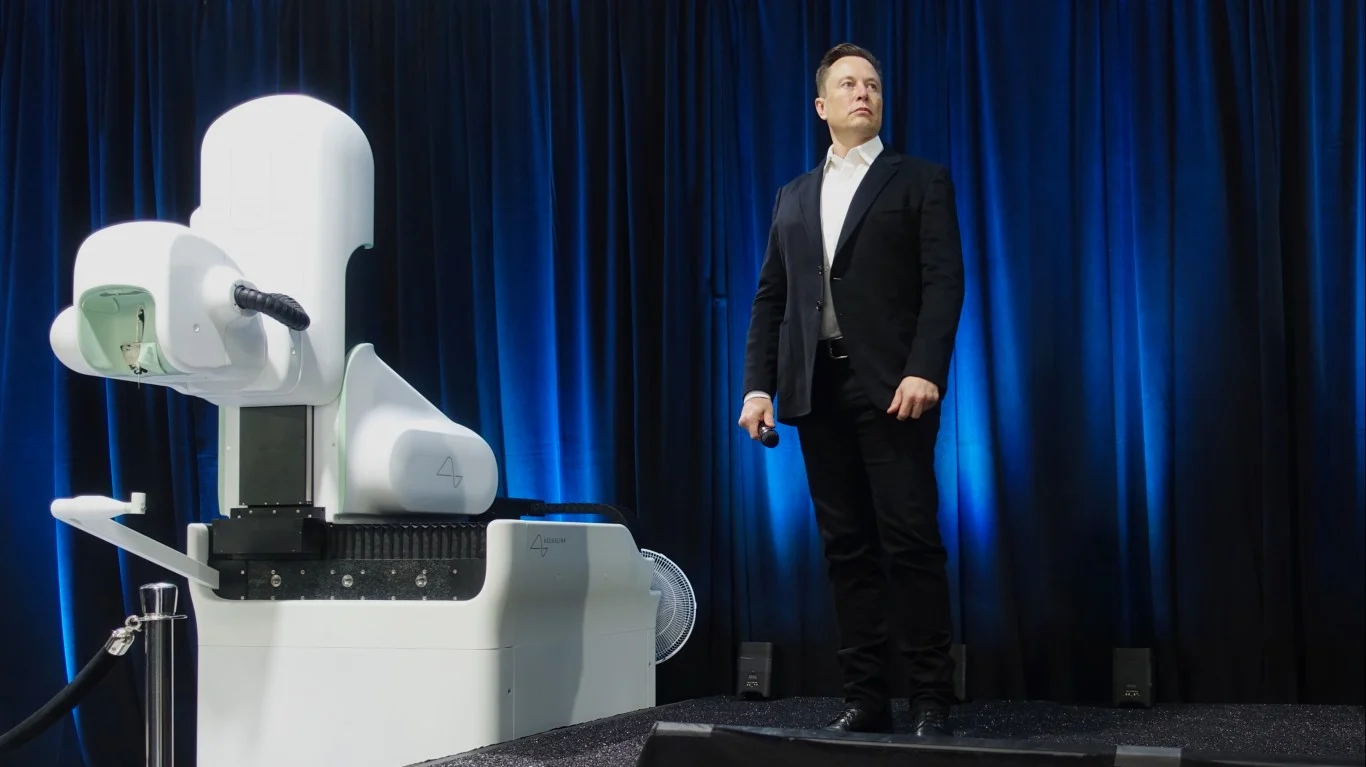 Musk Said Robots Will Outproduce All Humans, Then Promised Austin 30,000 Jobs