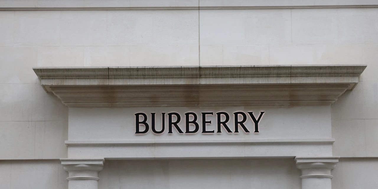 Burberry Returns to Sales Growth as Revamp Efforts Continue