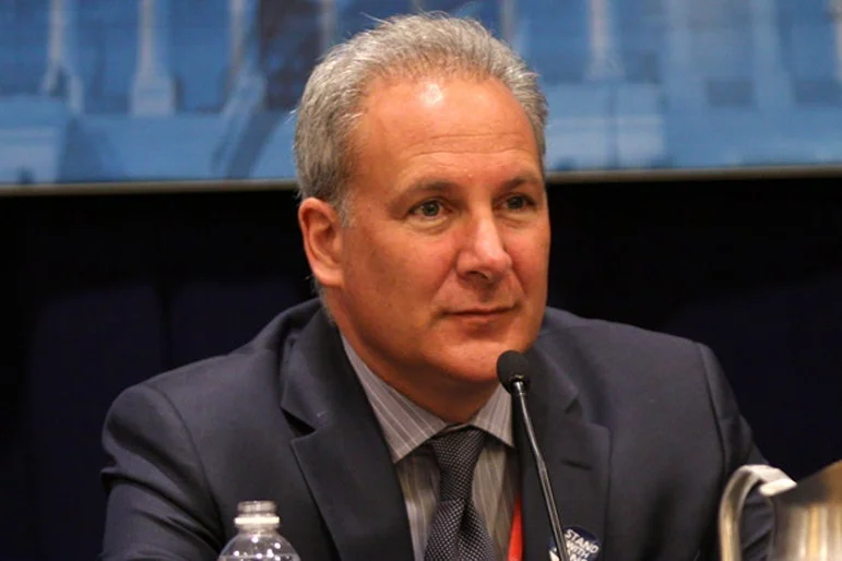 Peter Schiff Advises Biden To Do One 'Good Thing' Before His Term Ends: 'Sell All The Bitcoin' Held By The US