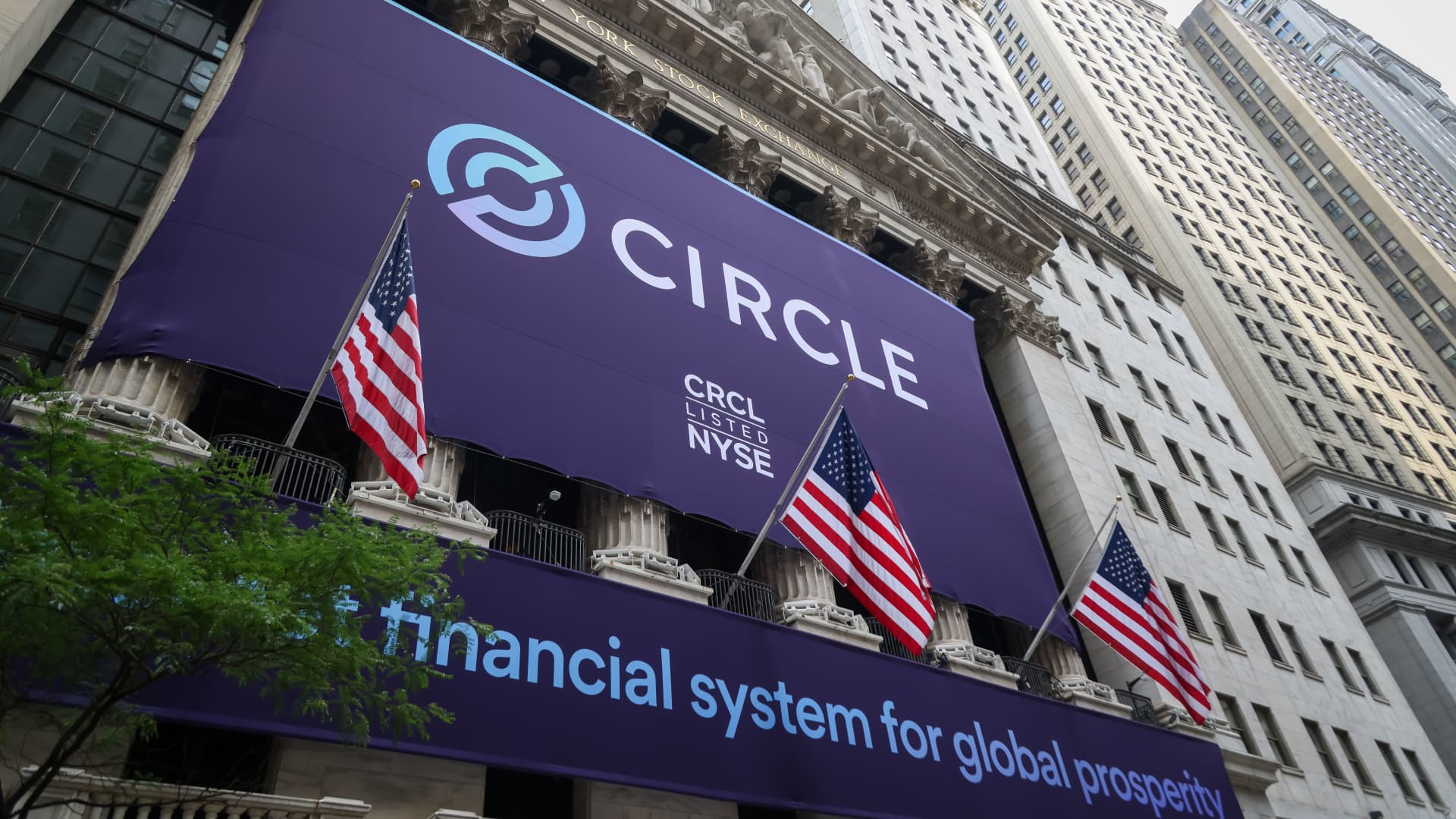 Circle, Tether freeze funds impacted by potential Binance 'security issue'