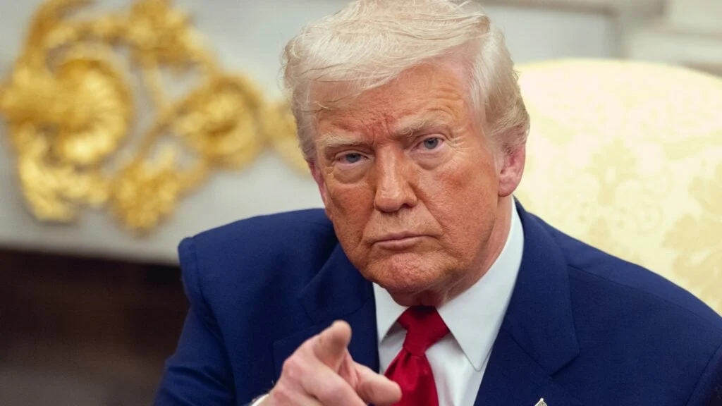 Trump Demands $1 Billion From Harvard, Denies $500M UAE Crypto Investment And More: This Week In Politics