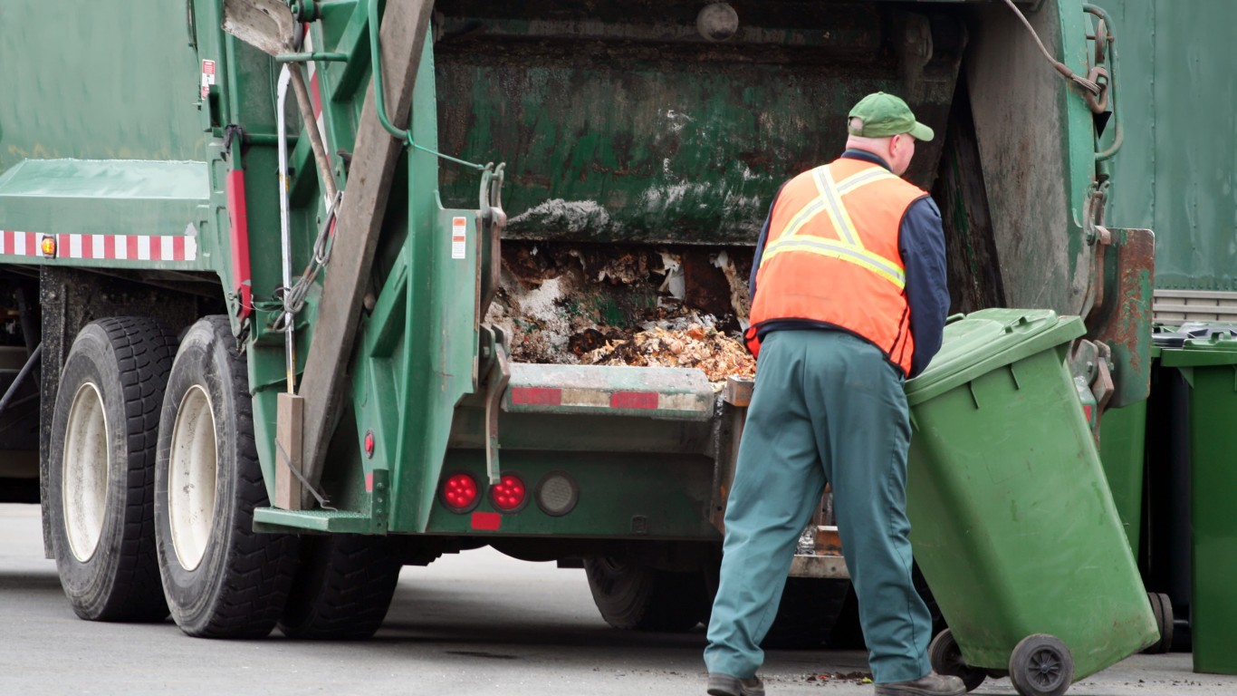 Waste Management Stock Drops After Earnings