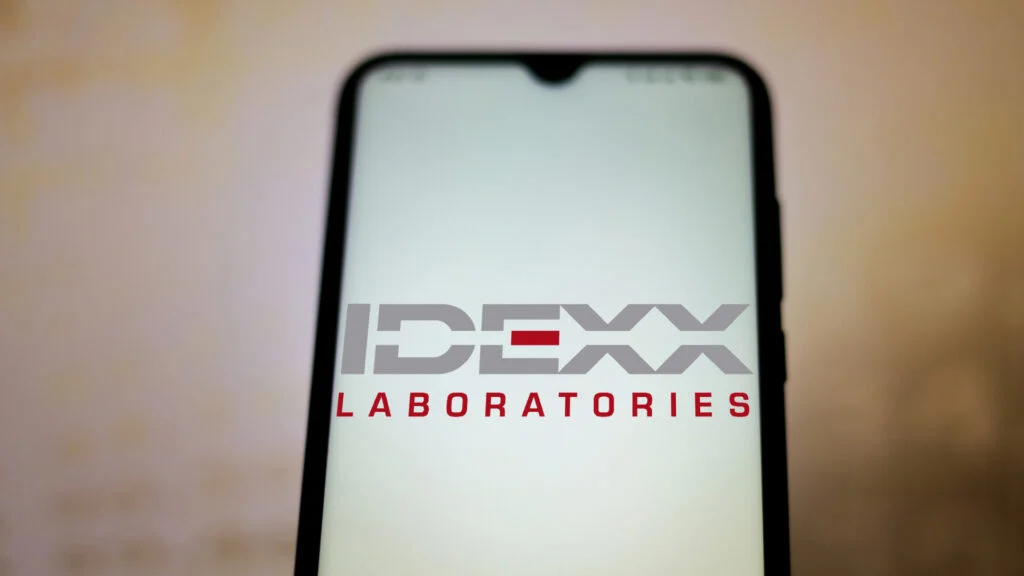 Idexx Laboratories Raises Guidance On Higher Clinical Visits, Diagnostic Frequency