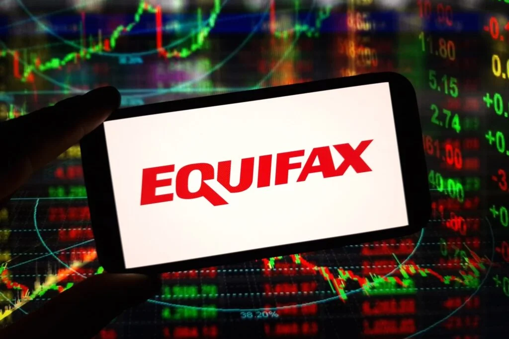 Equifax Locks In $4.50 VantageScore Pricing Through 2027, Analyst Sees Updside