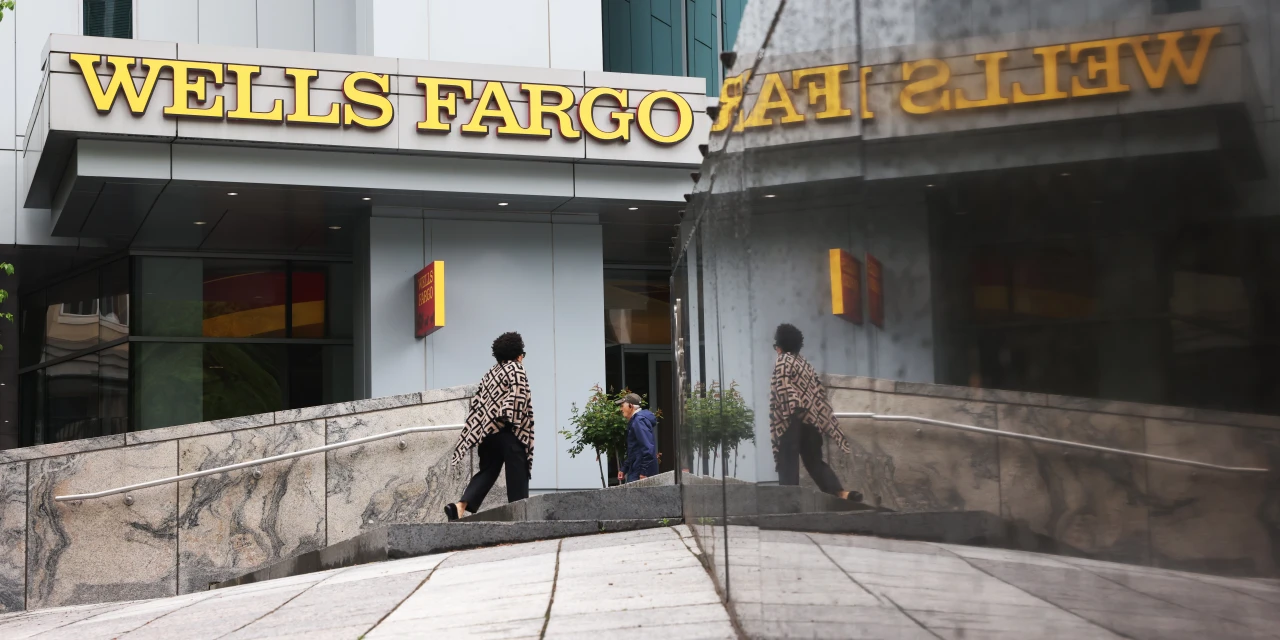 Wells Fargo Cuts Proxy Adviser Ties in Latest Blow to Industry