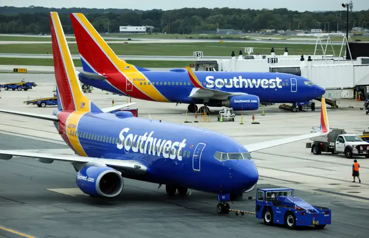 Southwest Airlines drops service to four airports, pulls back capacity in Chicago and Atlanta