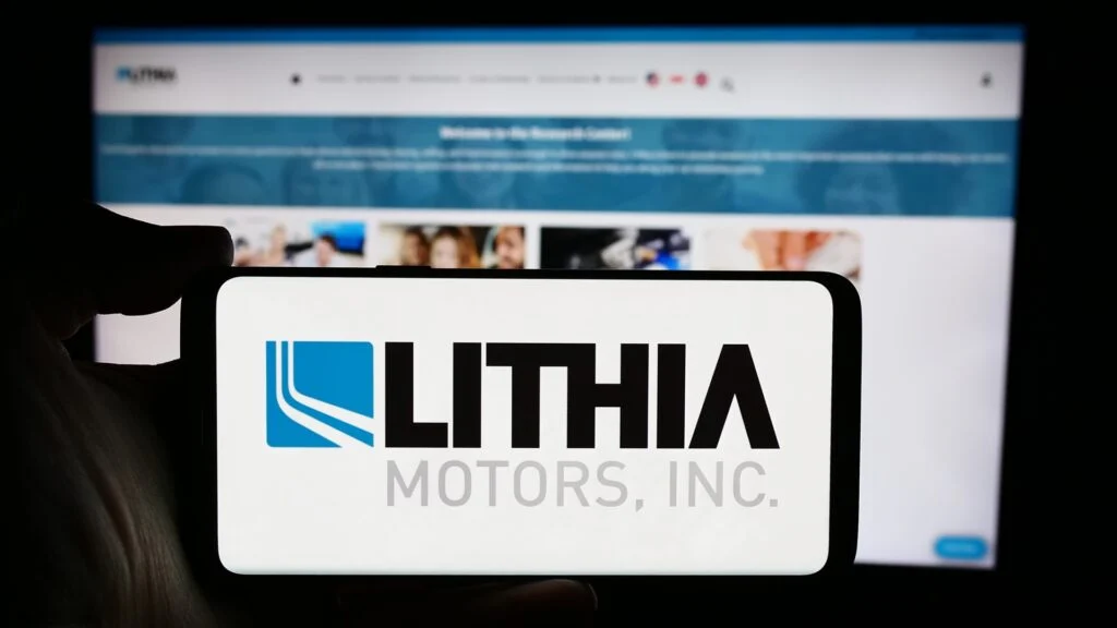 What's Going On With Lithia Motors Stock Wednesday?