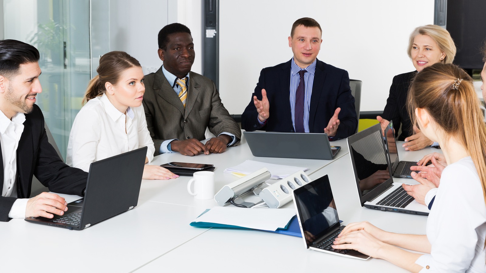 Is Leidos Holdings Below Fair Value After $875m Navy Win?