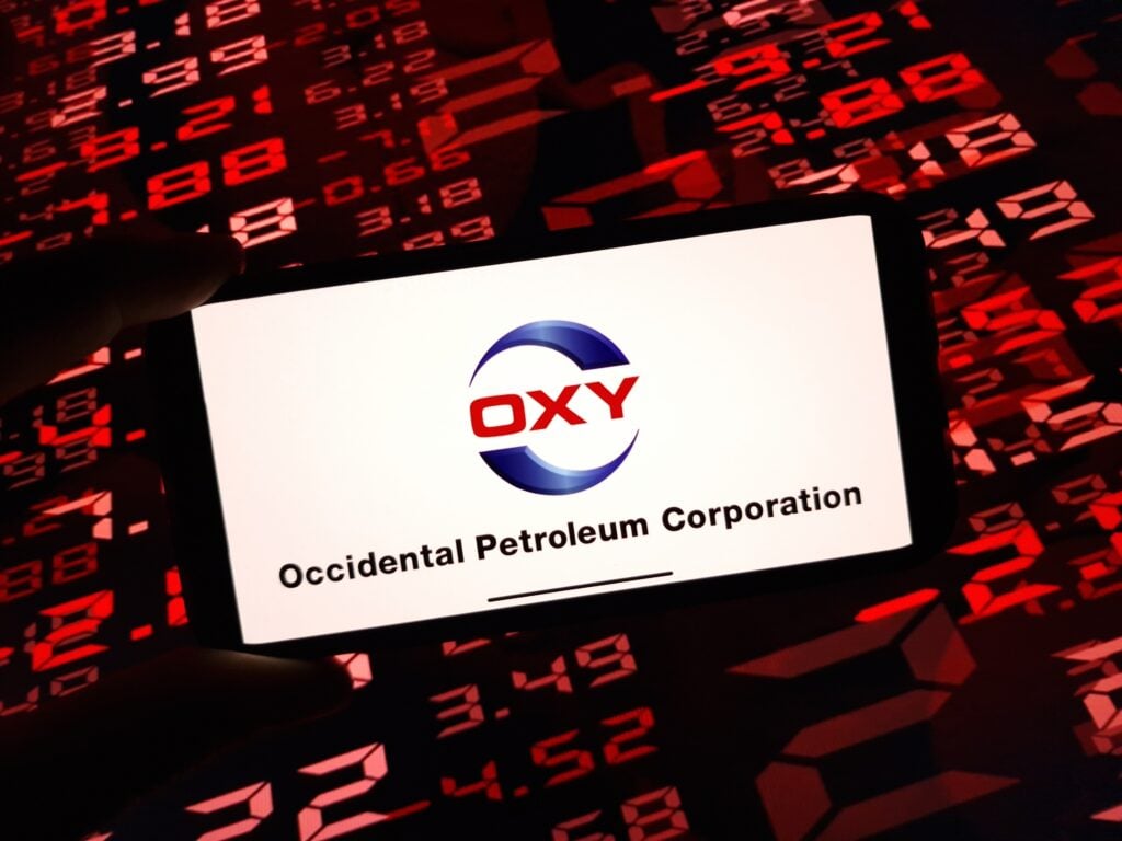 Occidental Petroleum Stock Slides Monday: What's Going On?