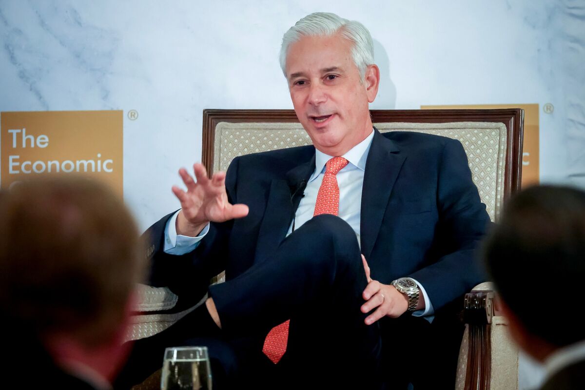 Wells Fargo CEO Sees AI Impacting Companies’ Workforce Decisions