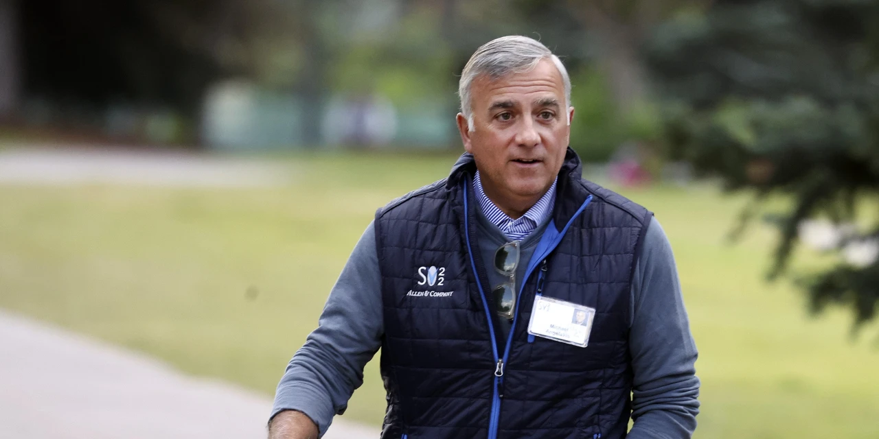 The Unflappable Dealmaker Tasked With Crafting Comcast’s Next Act