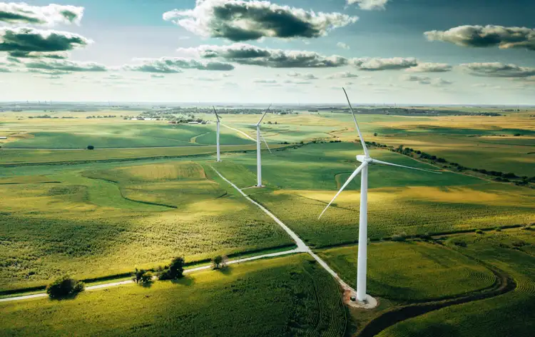 RWE extends partnership supplying renewable energy to Amazon