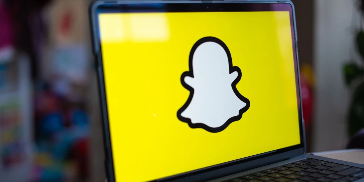 Snap Shares Soar on Perplexity AI Deal