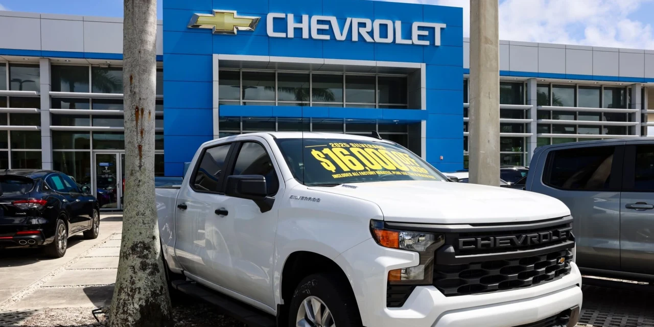 GM Sales Fall Nearly 10% as the Auto Industry Sputters