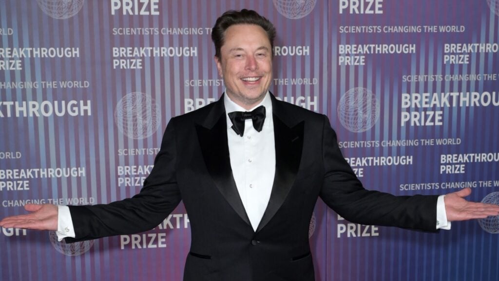 Musk Says Autonomy Is Flight's Next Step — A Day After Tesla's Cybercab AI Pitch