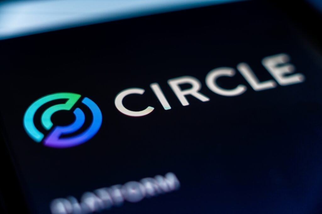 Circle Stock Eyes Comeback Past $100 as Arc L1, USDC, and Bond Yields Jump