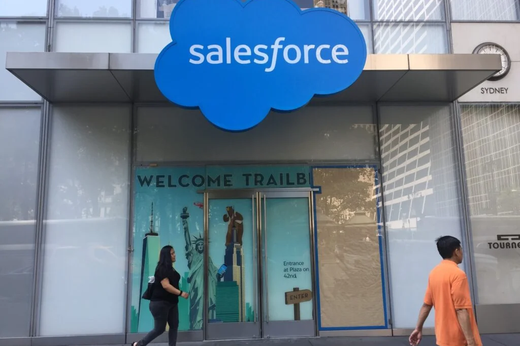 Salesforce Underperforms Market As Growth Concerns Plague CRM Giant